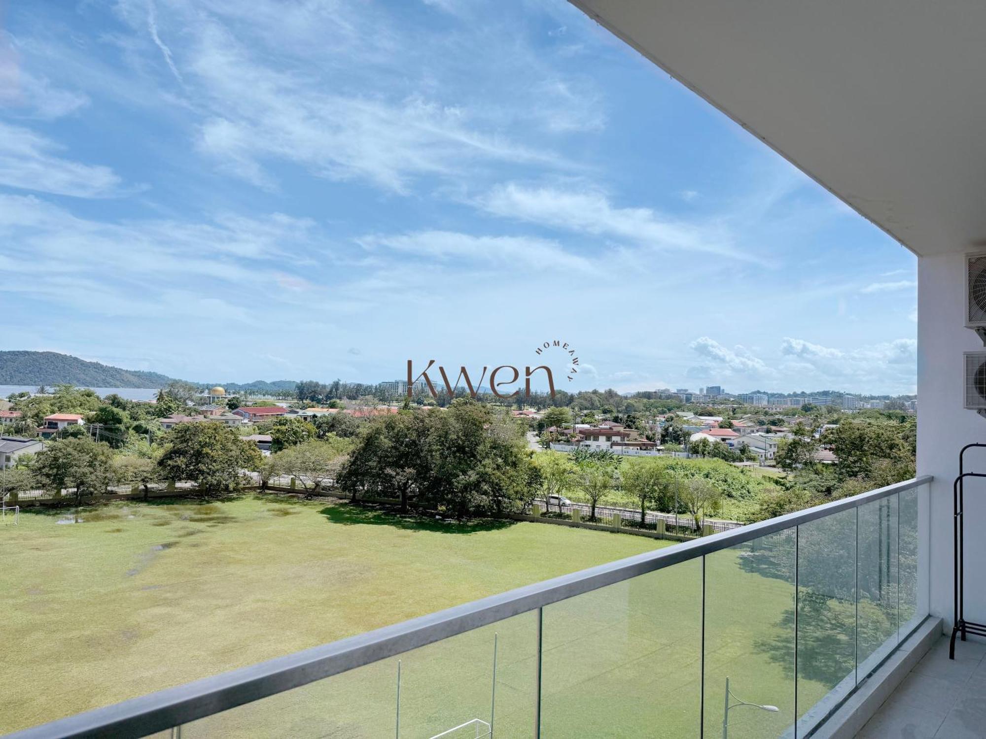 Kwen Suites-tanjung Aru Infinitypool Seaview/airport View